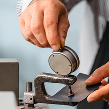 Load image into Gallery viewer, SLIM CARD HOLDER - NAVY